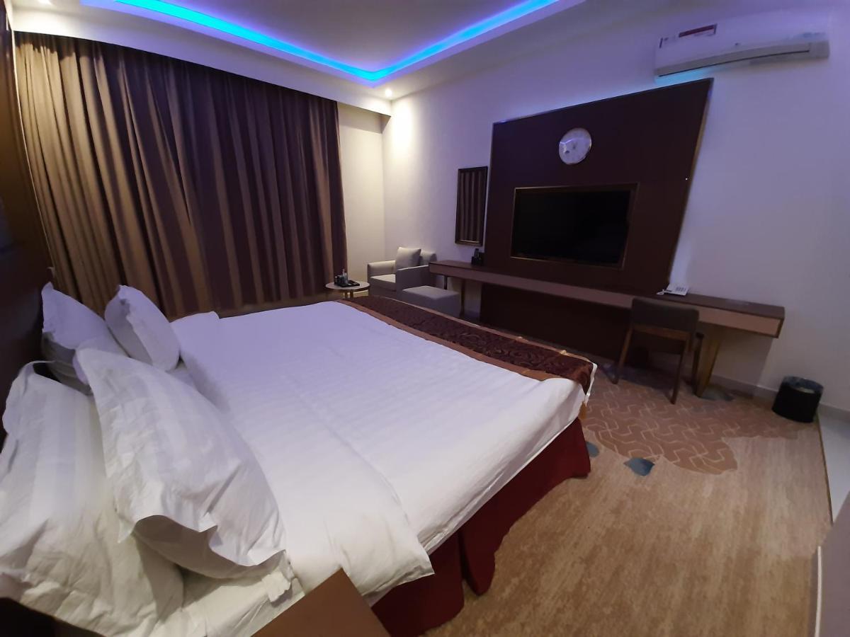 Qasr Alshamal Hotel Arar Kültér fotó